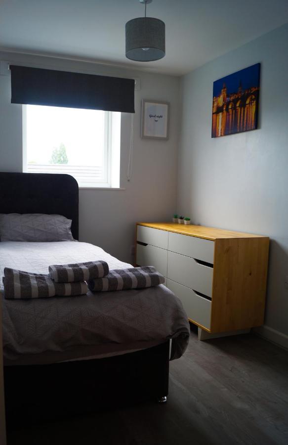 Chapel Court Apartments Cannock Esterno foto