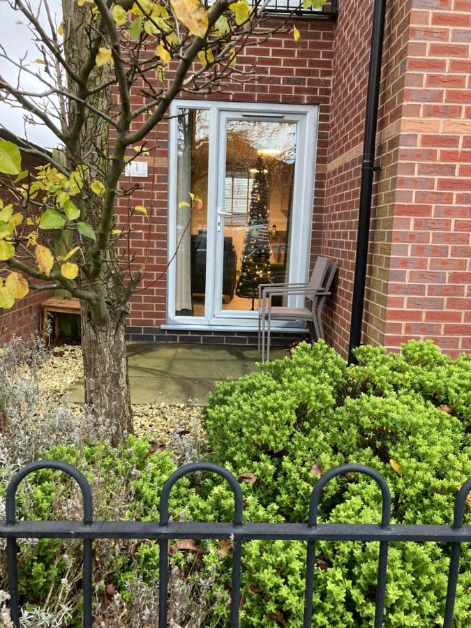 Chapel Court Apartments Cannock Esterno foto