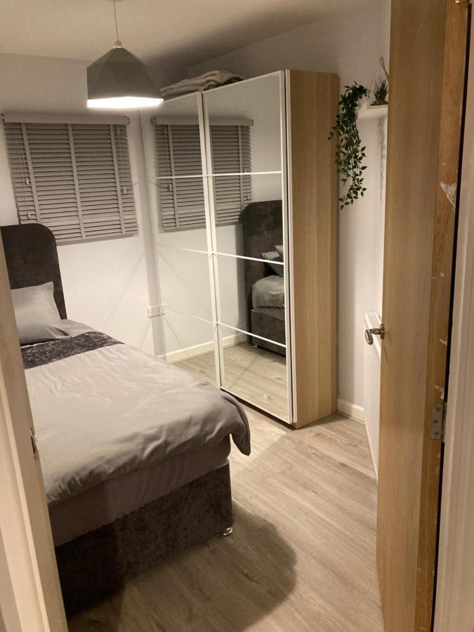 Chapel Court Apartments Cannock Esterno foto
