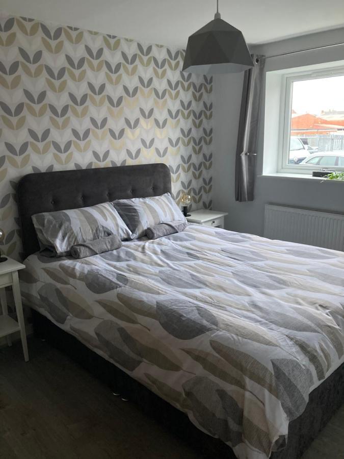Chapel Court Apartments Cannock Esterno foto