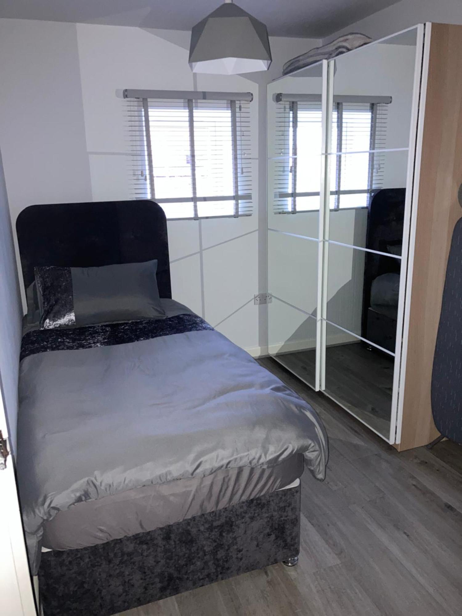 Chapel Court Apartments Cannock Esterno foto