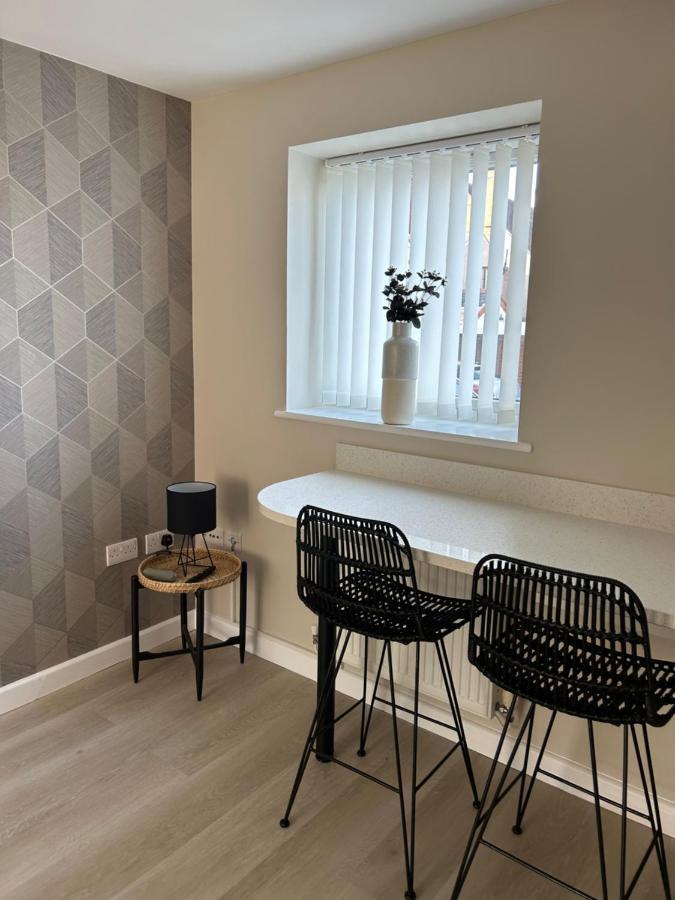 Chapel Court Apartments Cannock Esterno foto