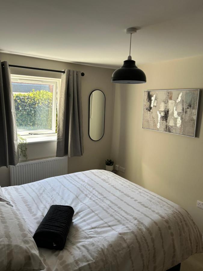 Chapel Court Apartments Cannock Esterno foto
