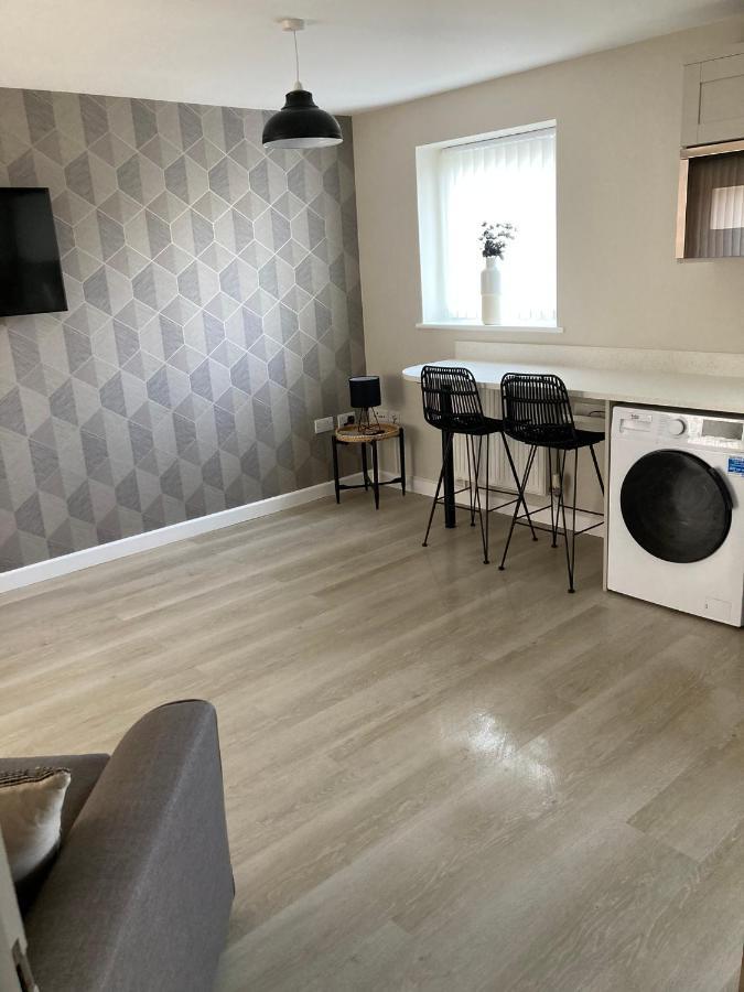 Chapel Court Apartments Cannock Esterno foto