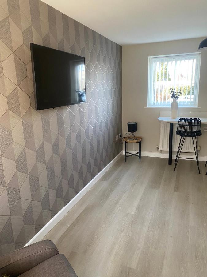 Chapel Court Apartments Cannock Esterno foto