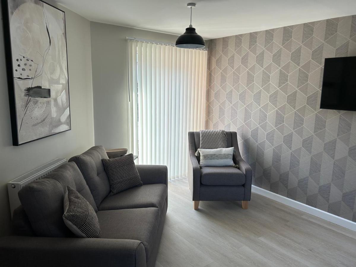 Chapel Court Apartments Cannock Esterno foto